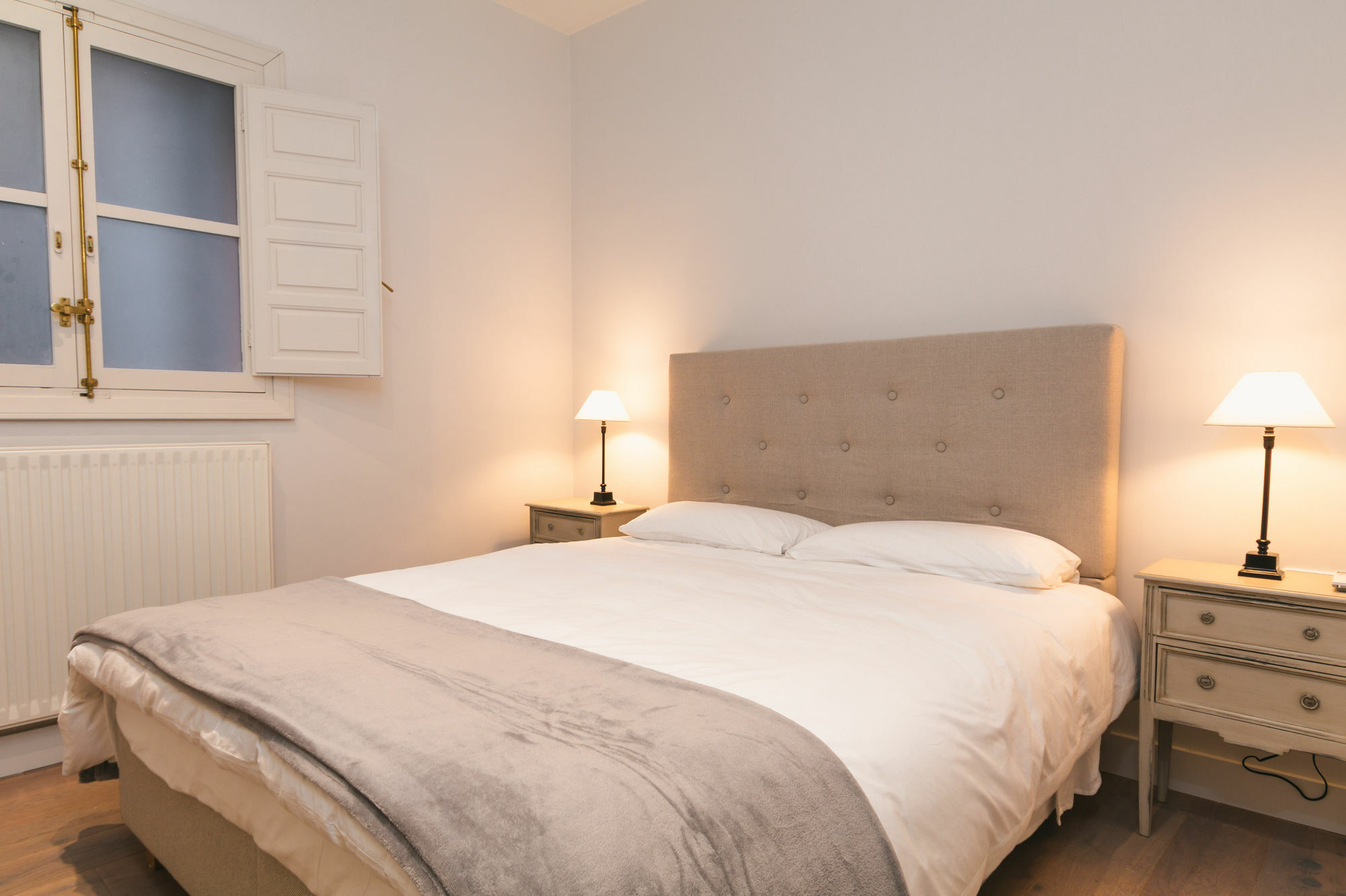 Pyr Select Plaza Santa Ana Appartement Madrid Buitenkant foto